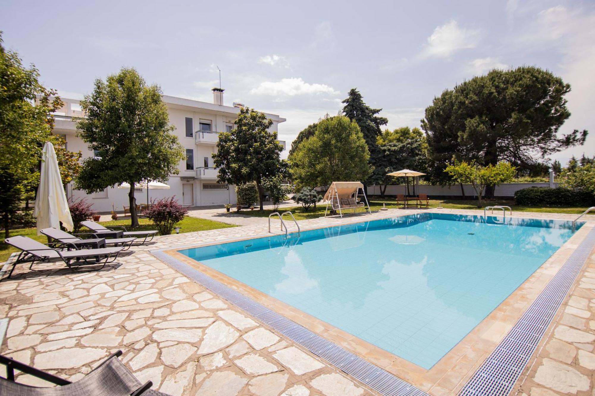 Zeusplace Poolvilla Natura Paralia Катерини Экстерьер фото